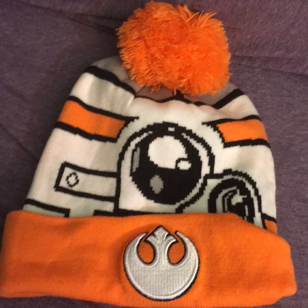 BB-8 Hat with Pompom